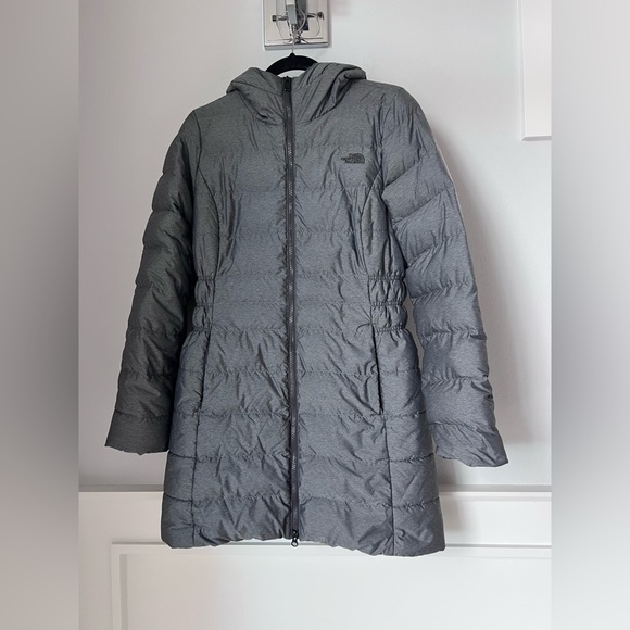 The North Face Women's Charcoal Puffer Jacket - Picture 1 of 14